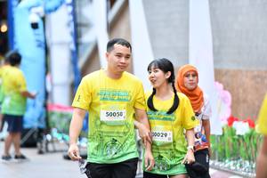 BIB: 50029, 50050
                            <button type="button" onclick="openModal(21897772)" class="btn btn-primary btn-sm float-right btn-popup" data-toggle="modal" data-target=".modal-high-quality">
                        <i class="fas fa-shopping-cart"></i> Add to Cart
                    </button>
                                            <button type="button" onclick="isThisMe(21897772, true)" class="btn btn-success btn-sm float-right btn-popup btn-isme hidden" data-toggle="tooltip" data-placement="bottom" title="นี่คือรูปของคุณใช่ไหม คลิกที่นี่เพื่อเอาเข้าอัลบั้ม">
                        <i class="fas fa-plus"></i> Add to album
                    </button>
                    <button type="button" onclick="isThisMe(21897772, false)" class="btn btn-warning btn-sm float-right btn-popup btn-isnotme hidden">
                        <i class="fas fa-ban"></i> Remove from album
                    </button>